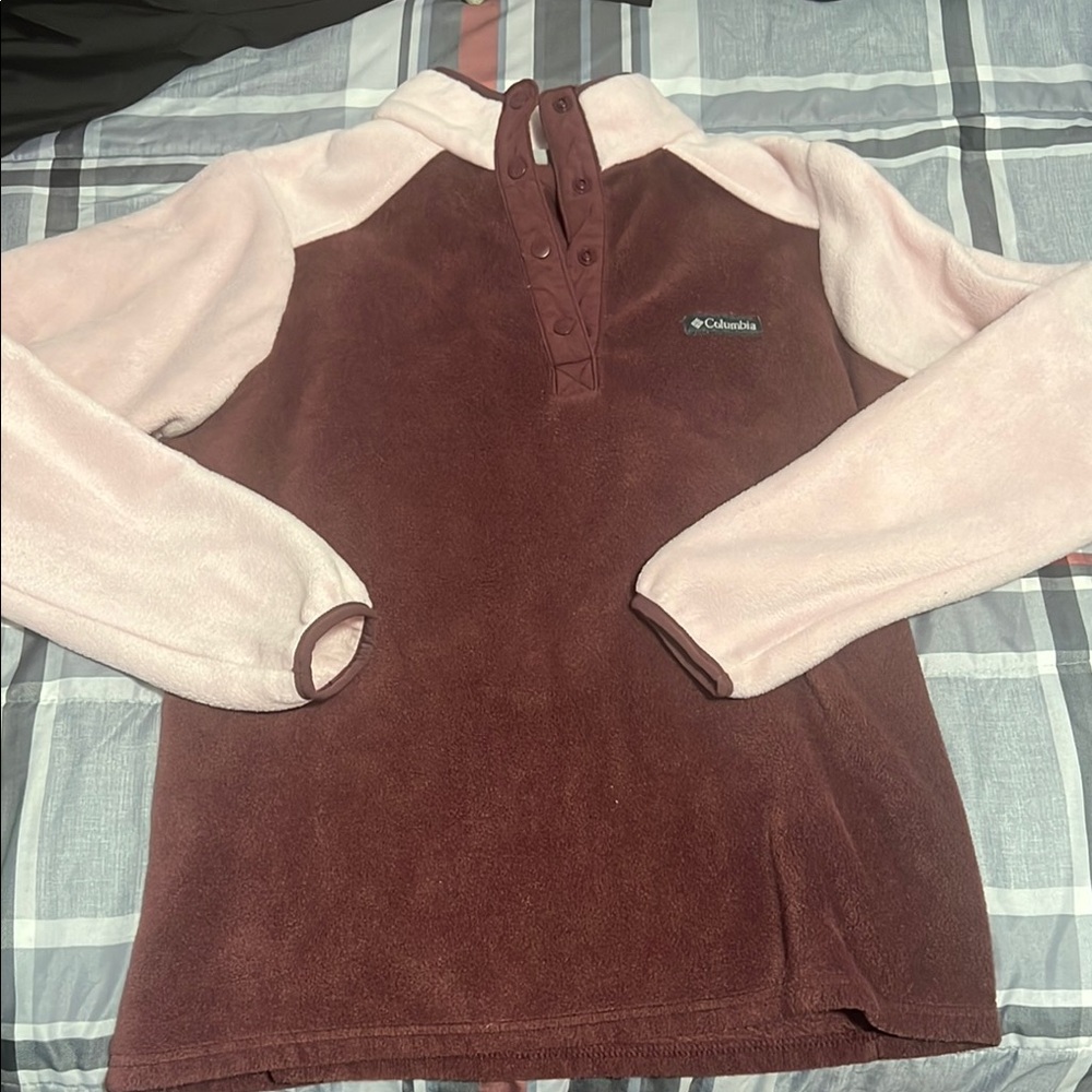 Columbia Women’s Fleece Pullover!